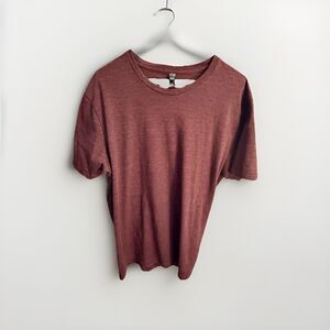 Bundle of 5 District Men's Crew Neck Jersey T-Shirts Large